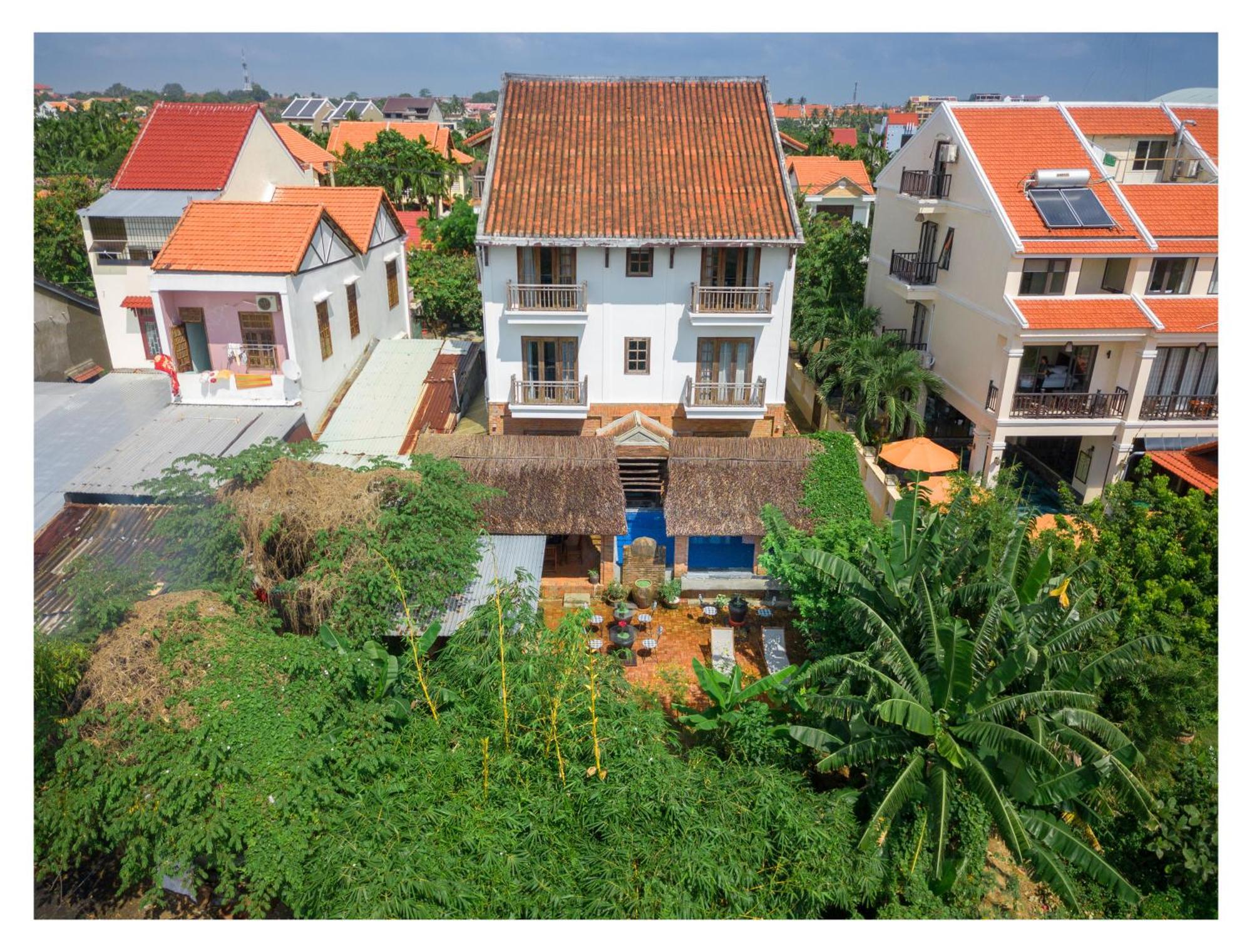 Calm House Hotel Hoi An 1