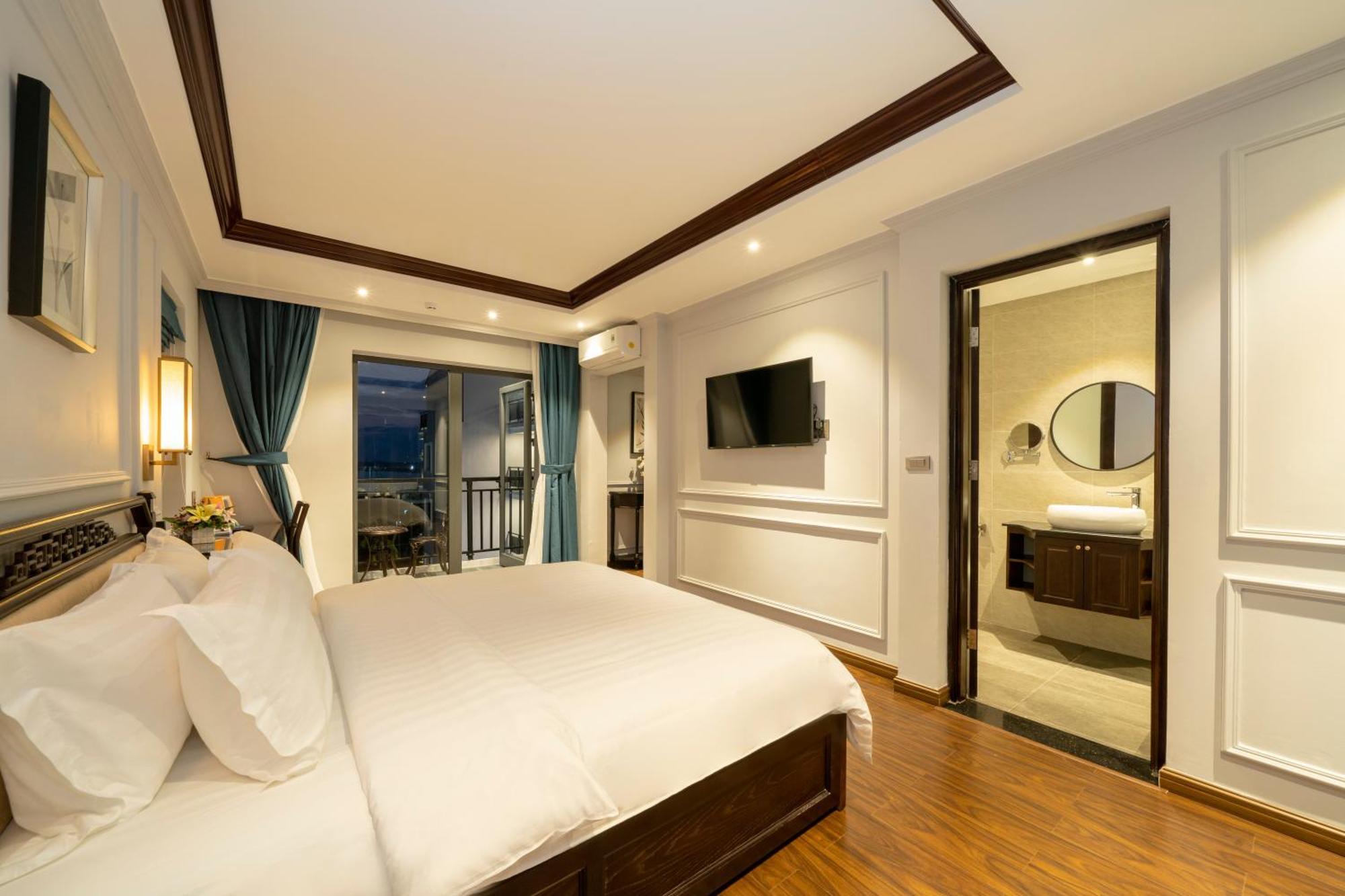 Hotel Eco Lux Riverside & Hoi An