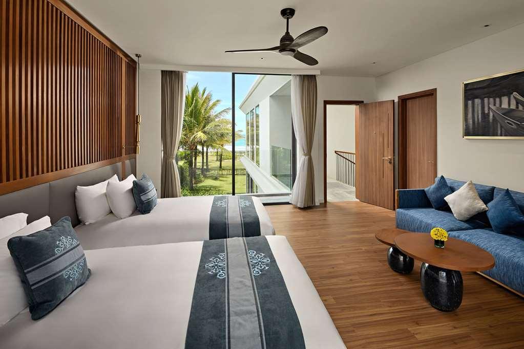Wyndham Royal Beachfront