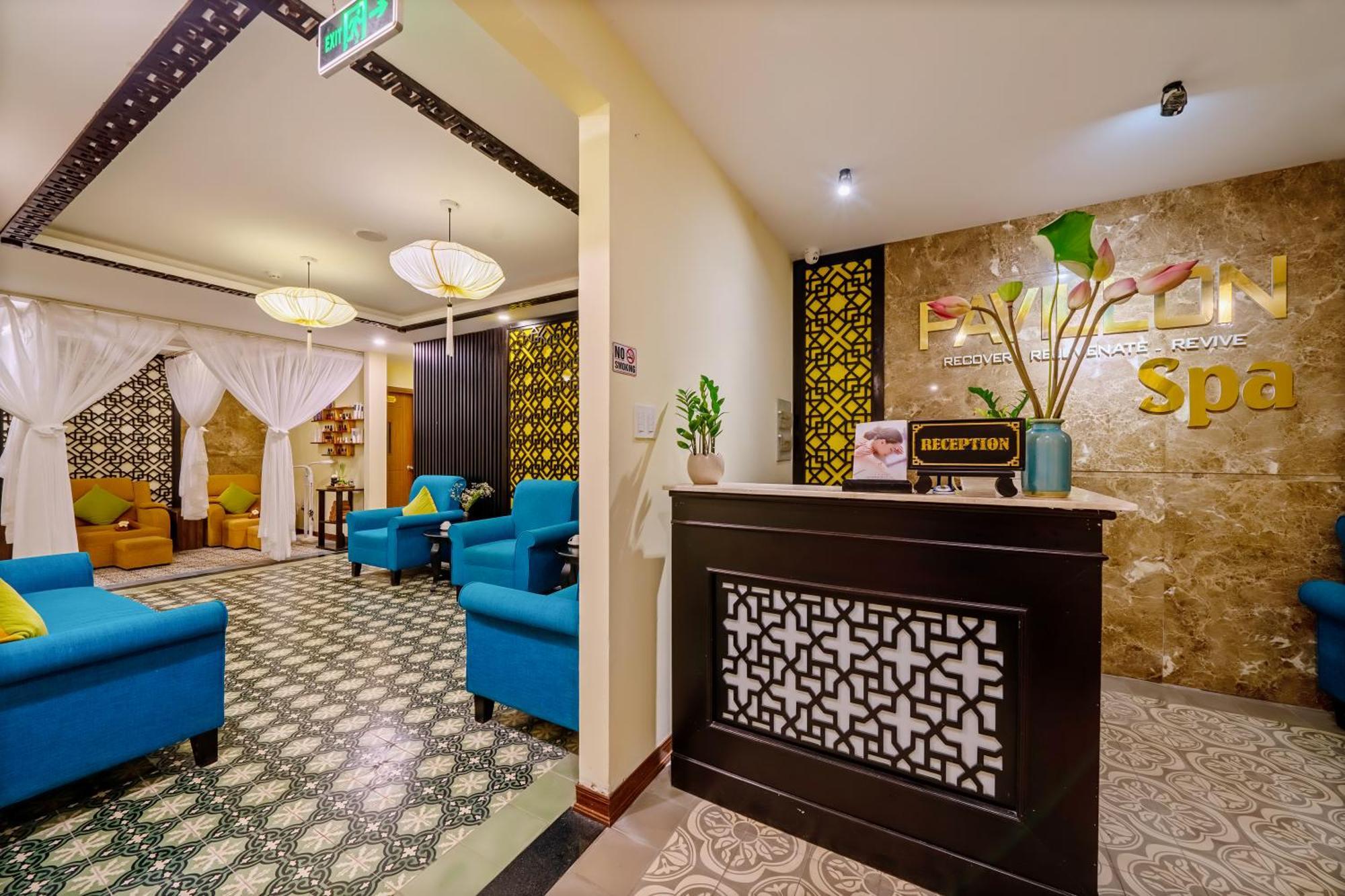 Le Pavillon Luxury & *