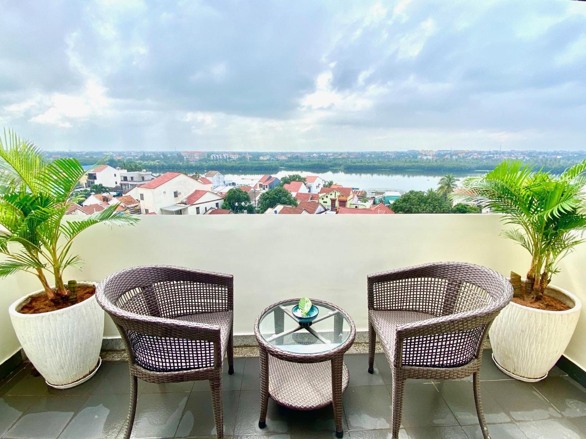 Hotel Wyndham Garden Cua Dai 5*