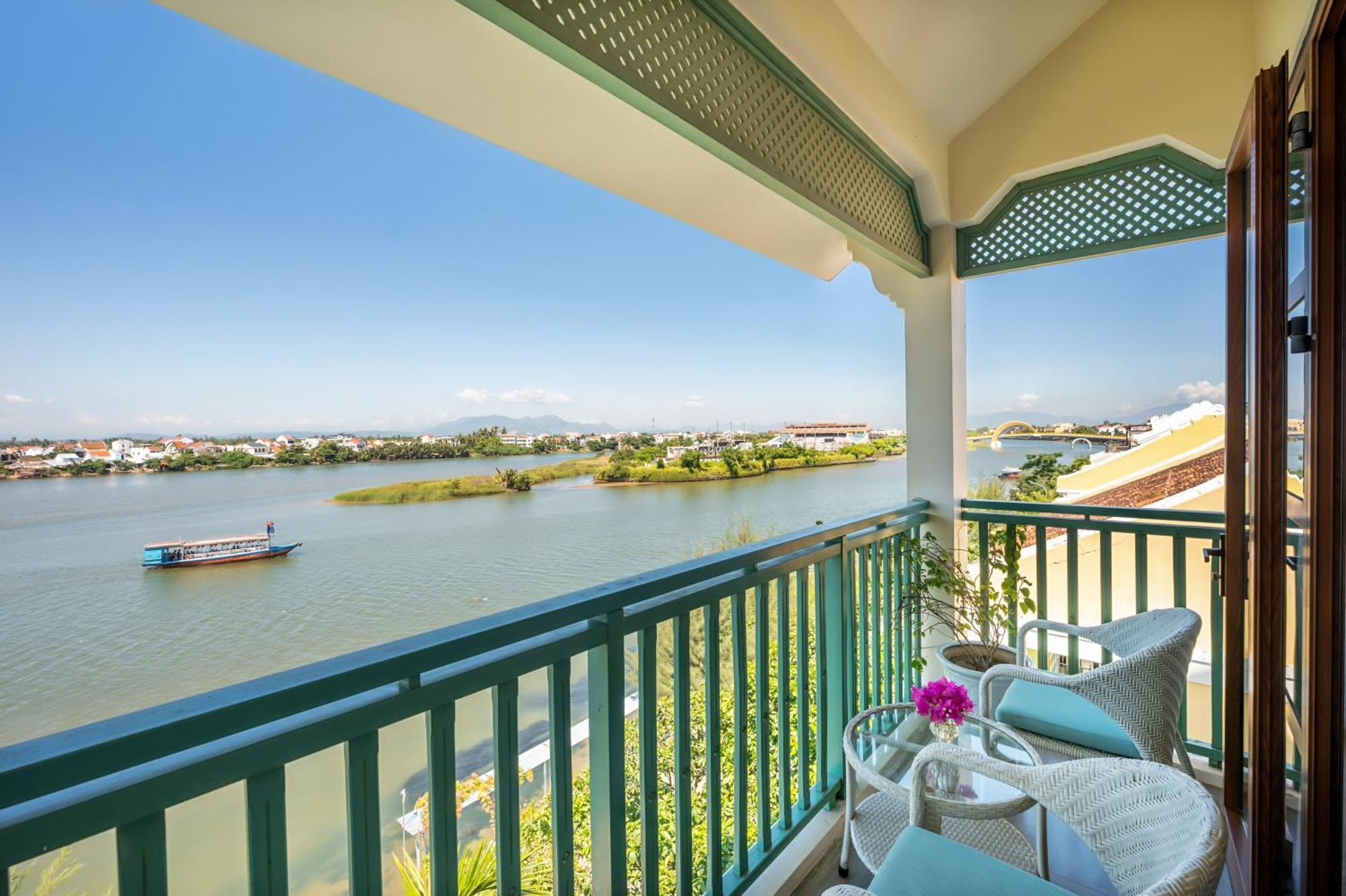 Hotel Lantana Riverside Boutique &
