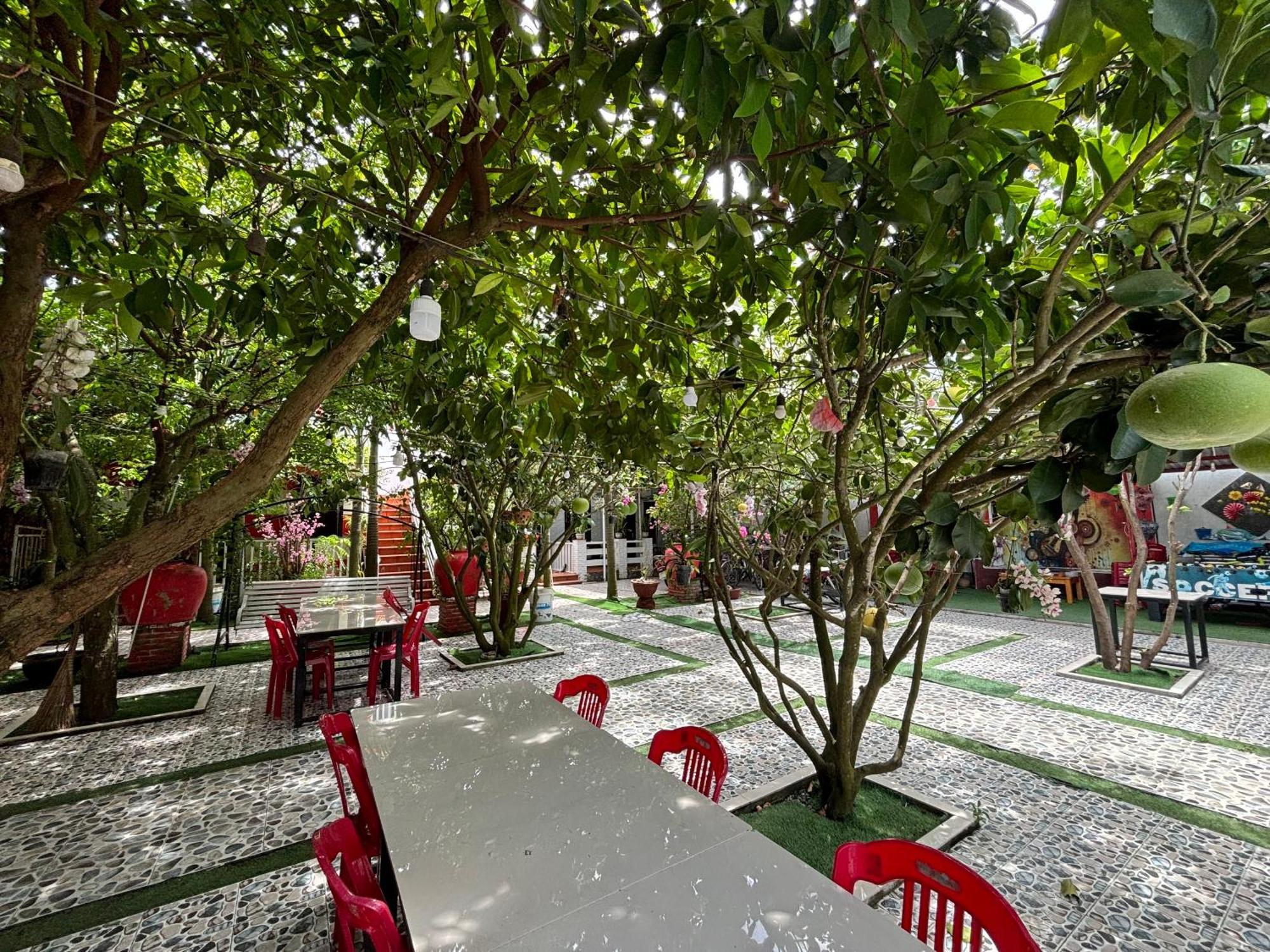 Guest house Red House - 2*
