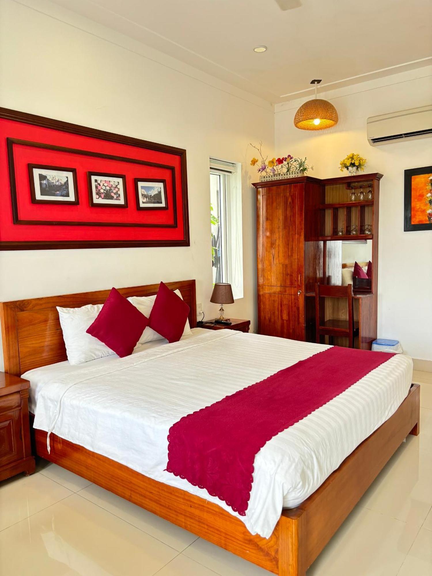 Red House - 2*