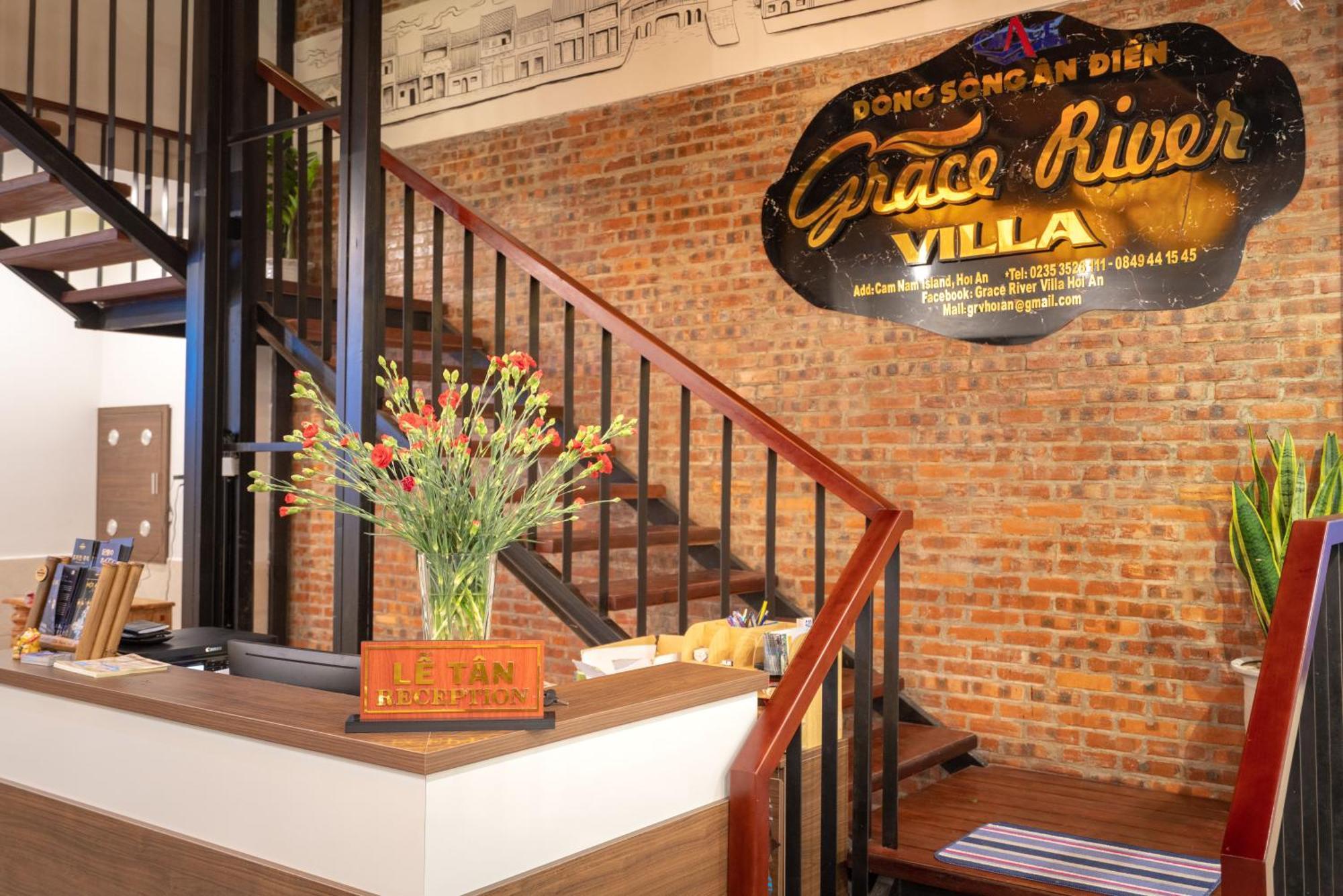 Grace River Hotel 5*
