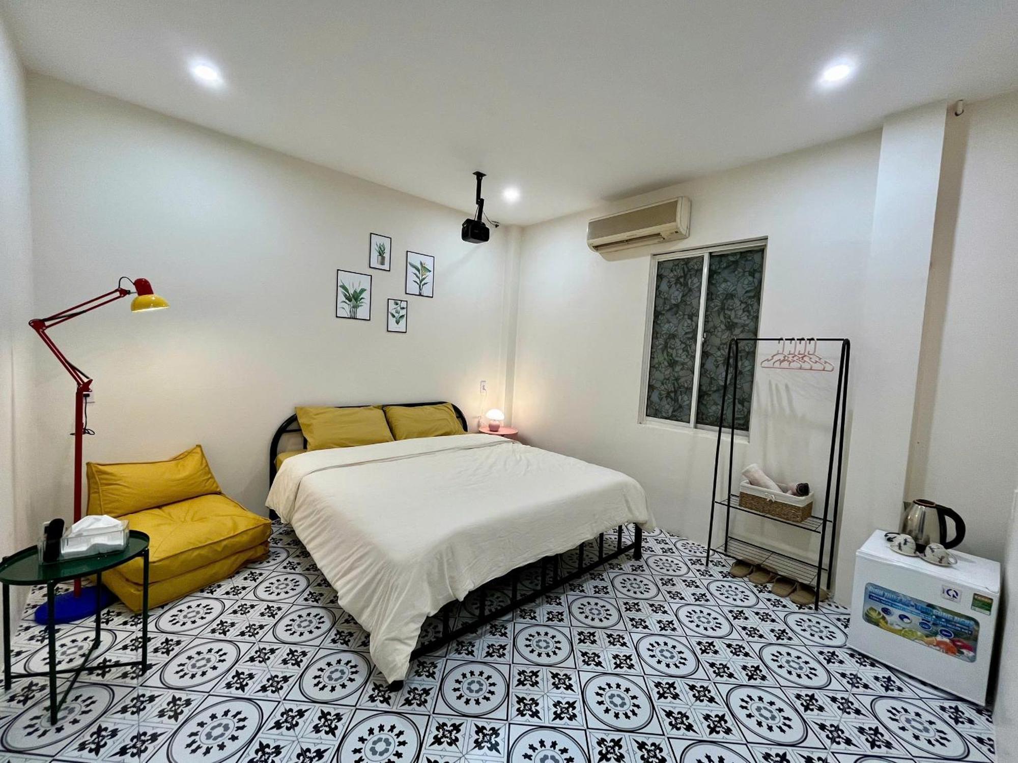 Lanni House Guest house *