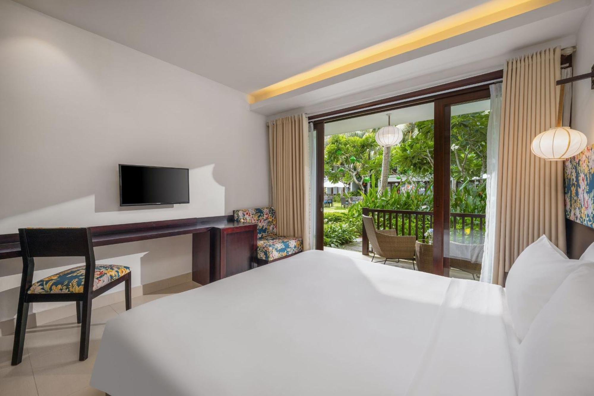 Resort Emerald Riverside 4*