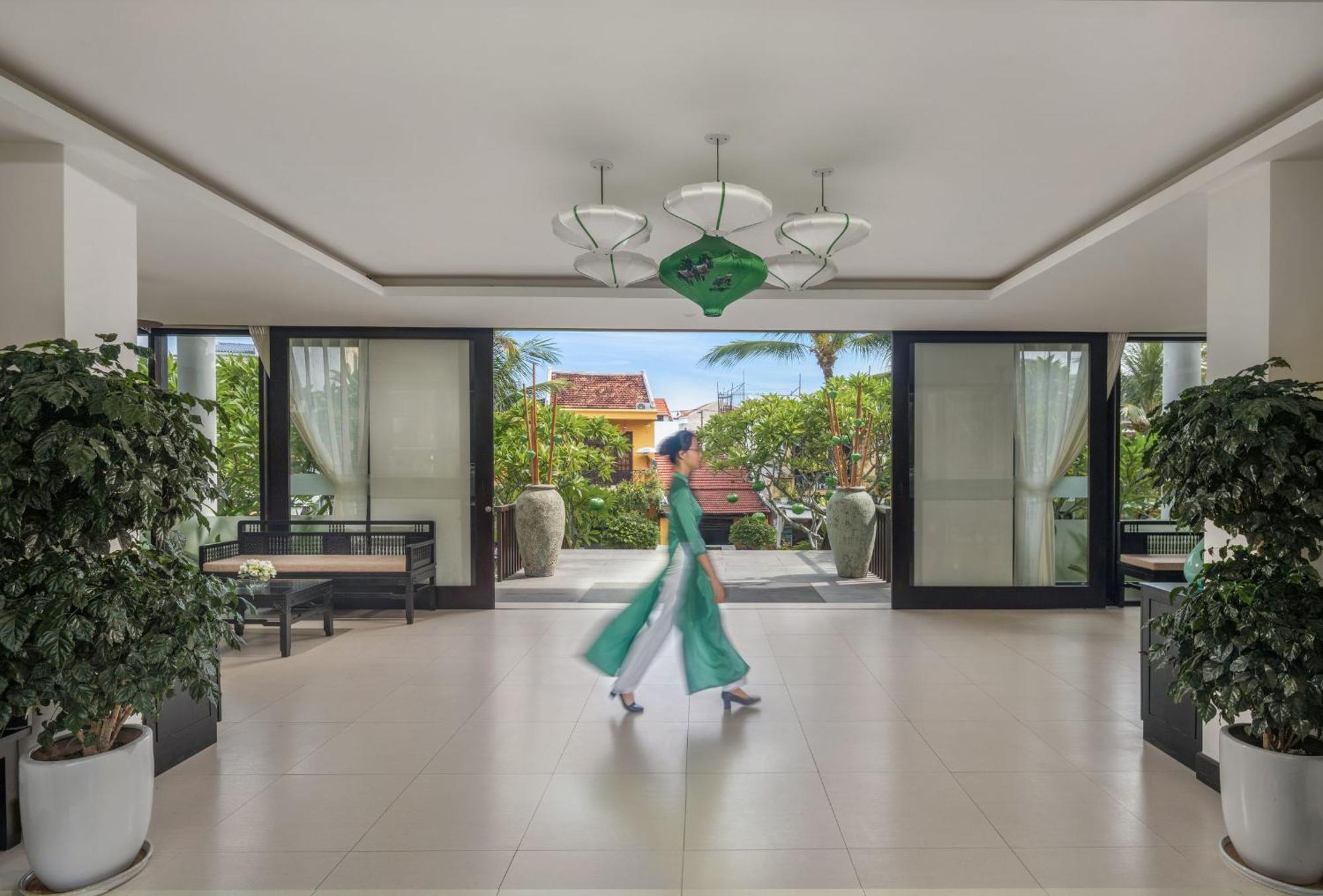 Emerald Riverside