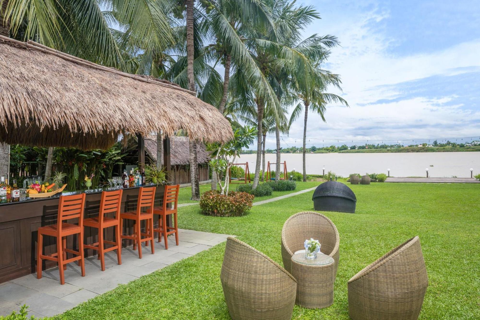 Emerald Riverside Resort 4*