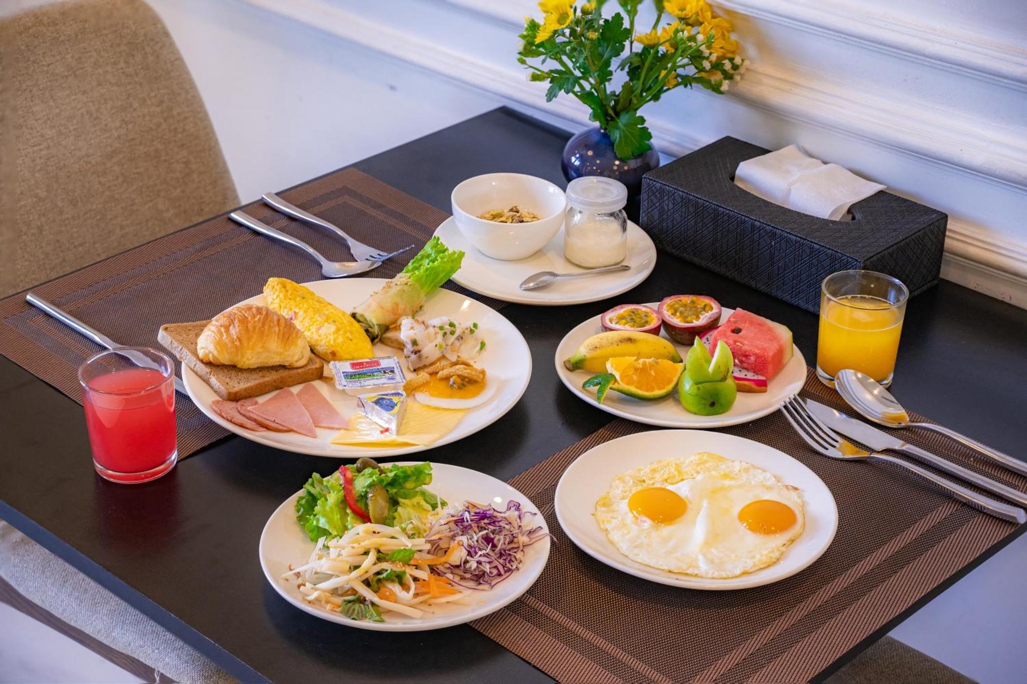 Hotel Athenia Boutique & 4*