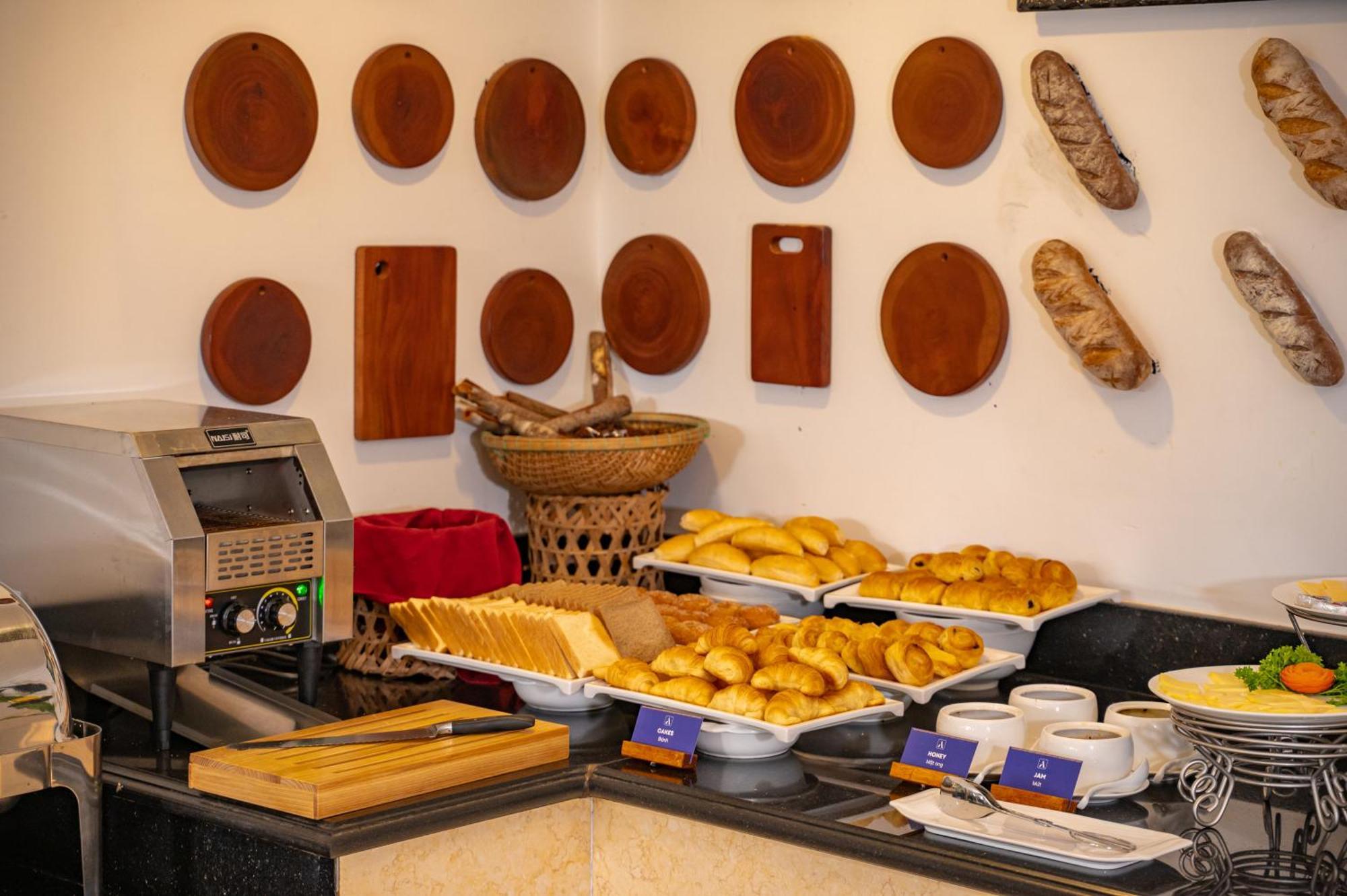 Athenia Boutique & Hotel 4*