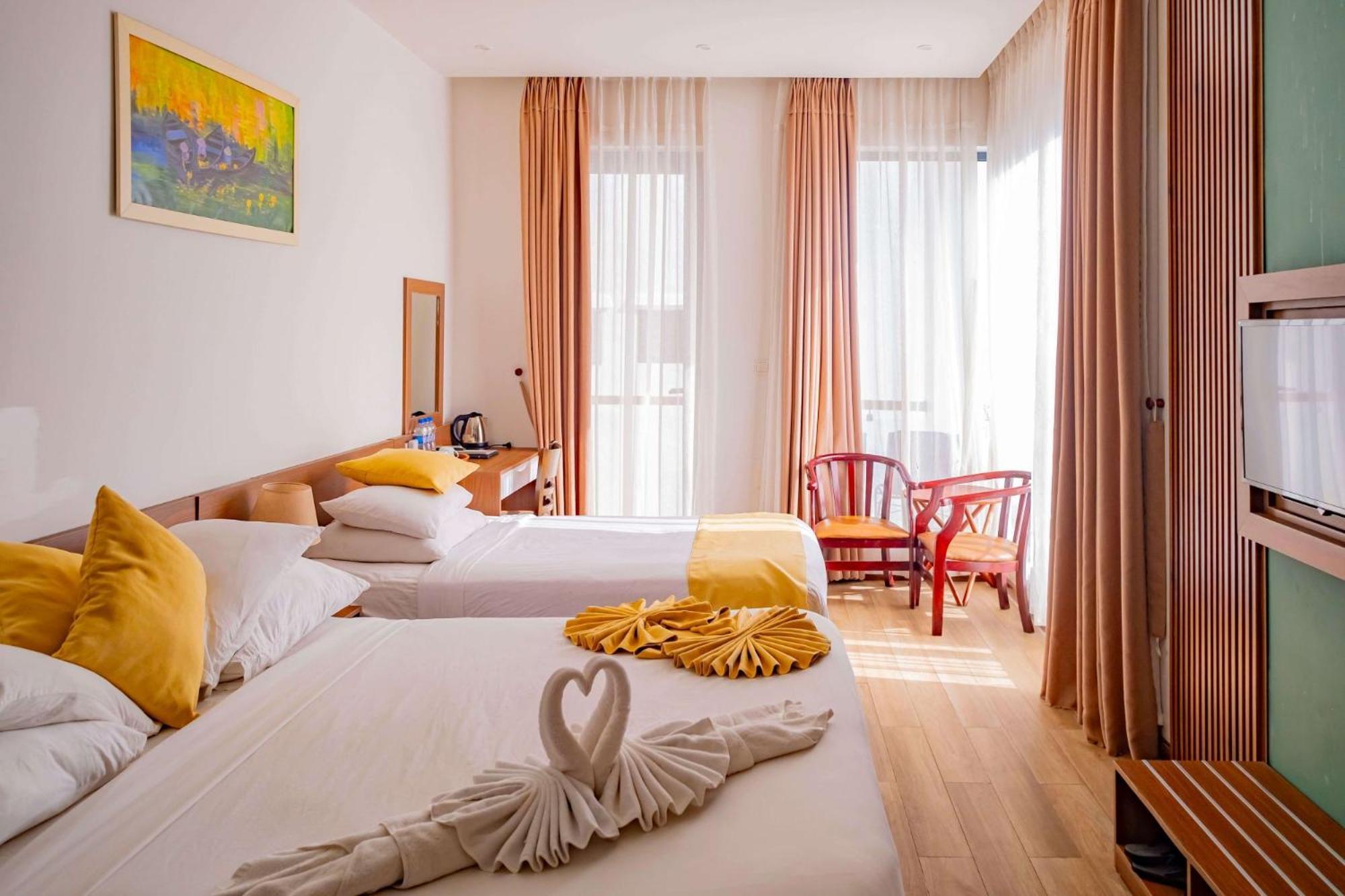 Majestic Hotel 3*
