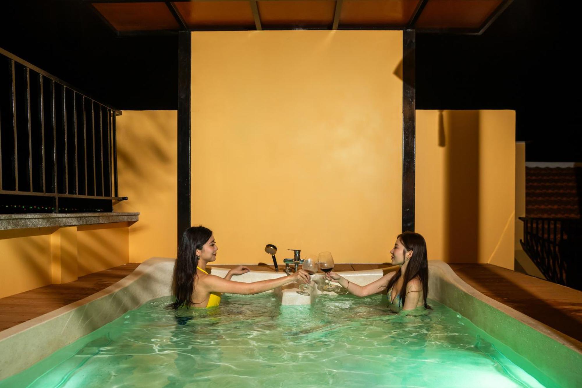 Babylon Luxury & Spa Hotel 5*