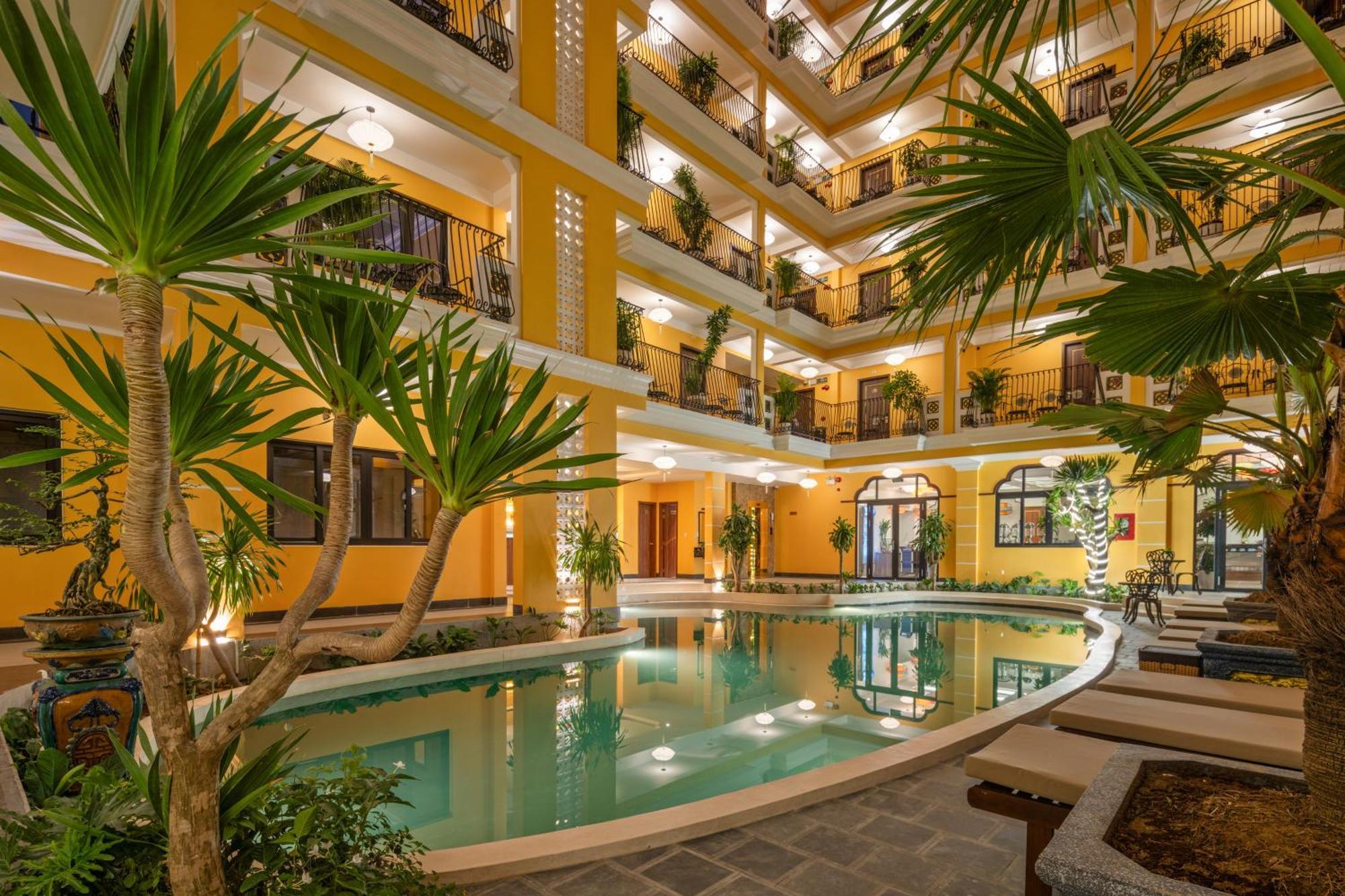 Babylon Luxury & Spa 5* Hoi An