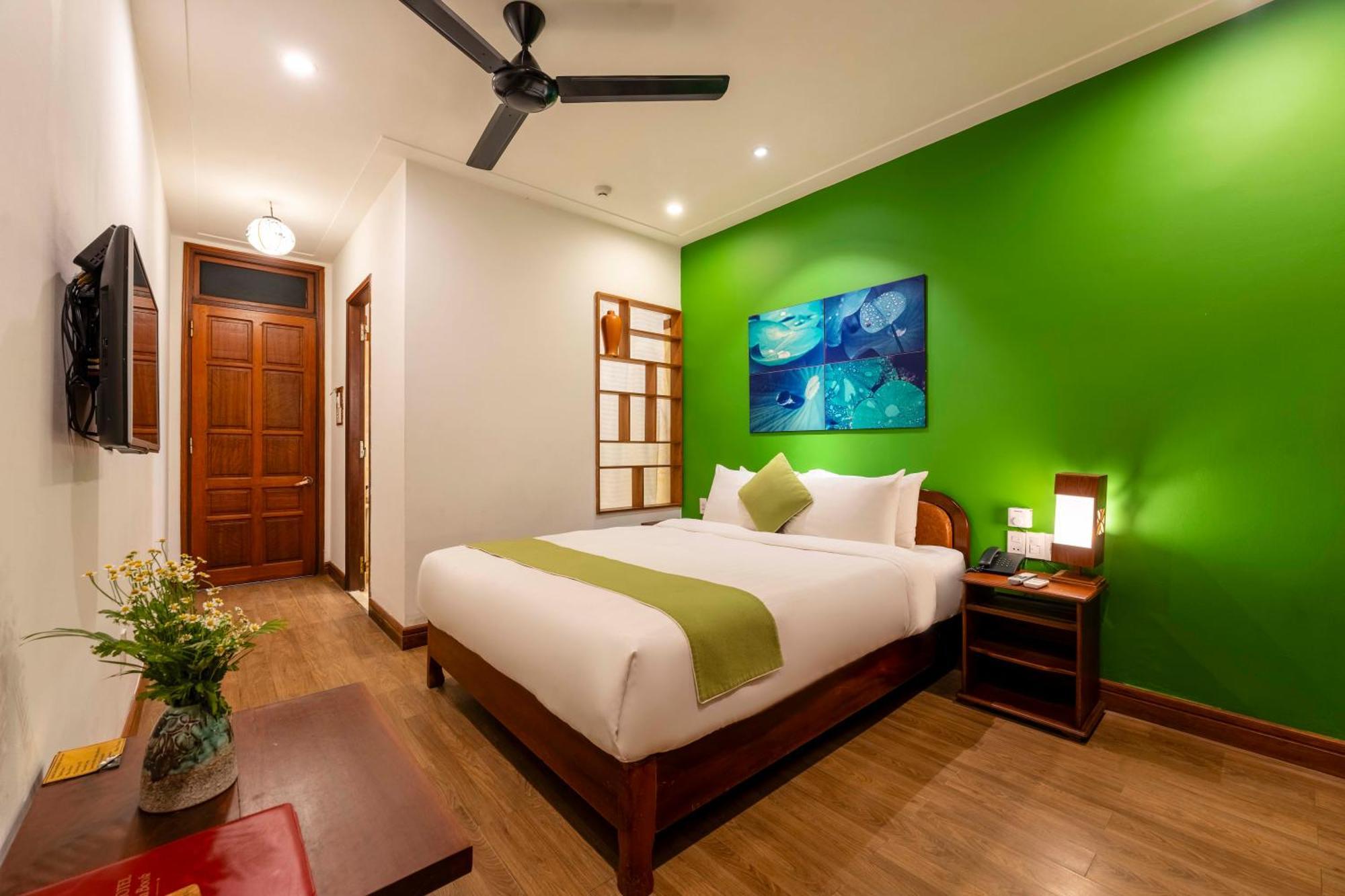 Hotel Thanh 1 2*