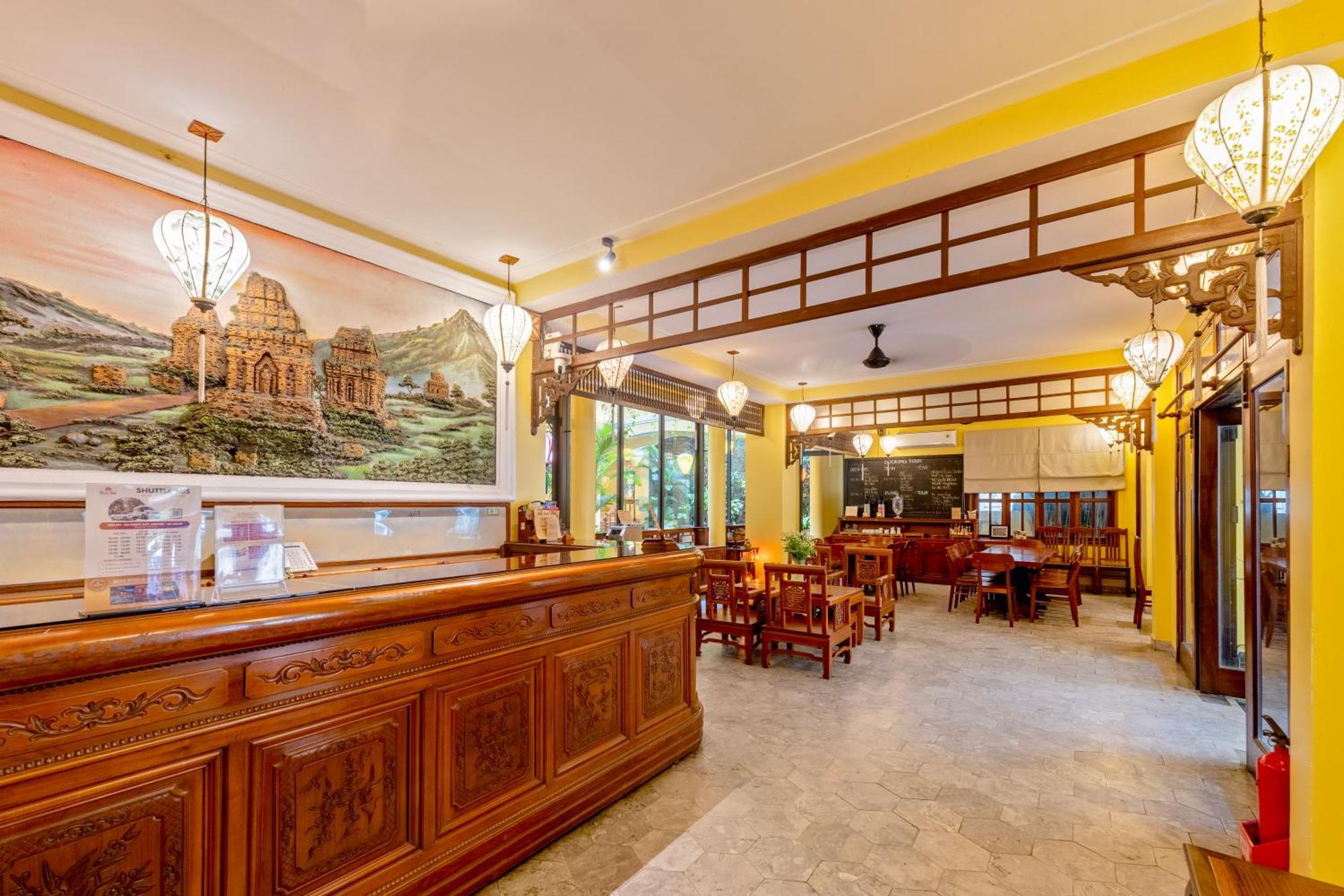 Hotel Thanh 1 2*