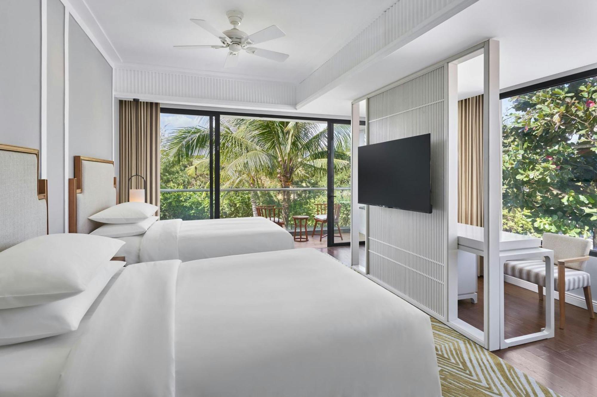 Renaissance & 5* Hoi An