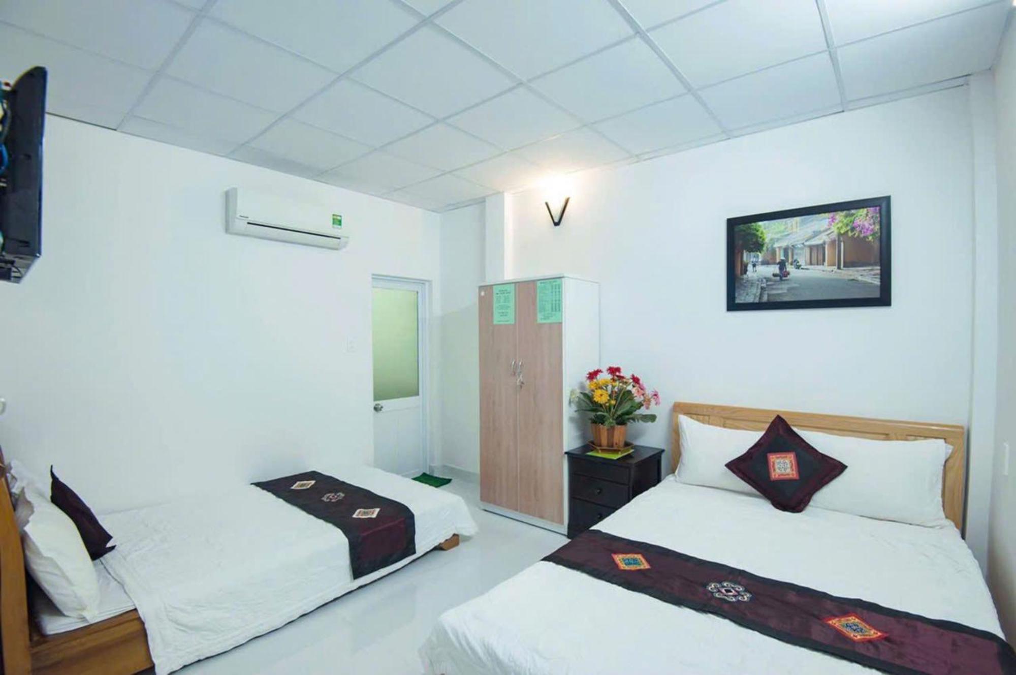Bong House Homestay *
