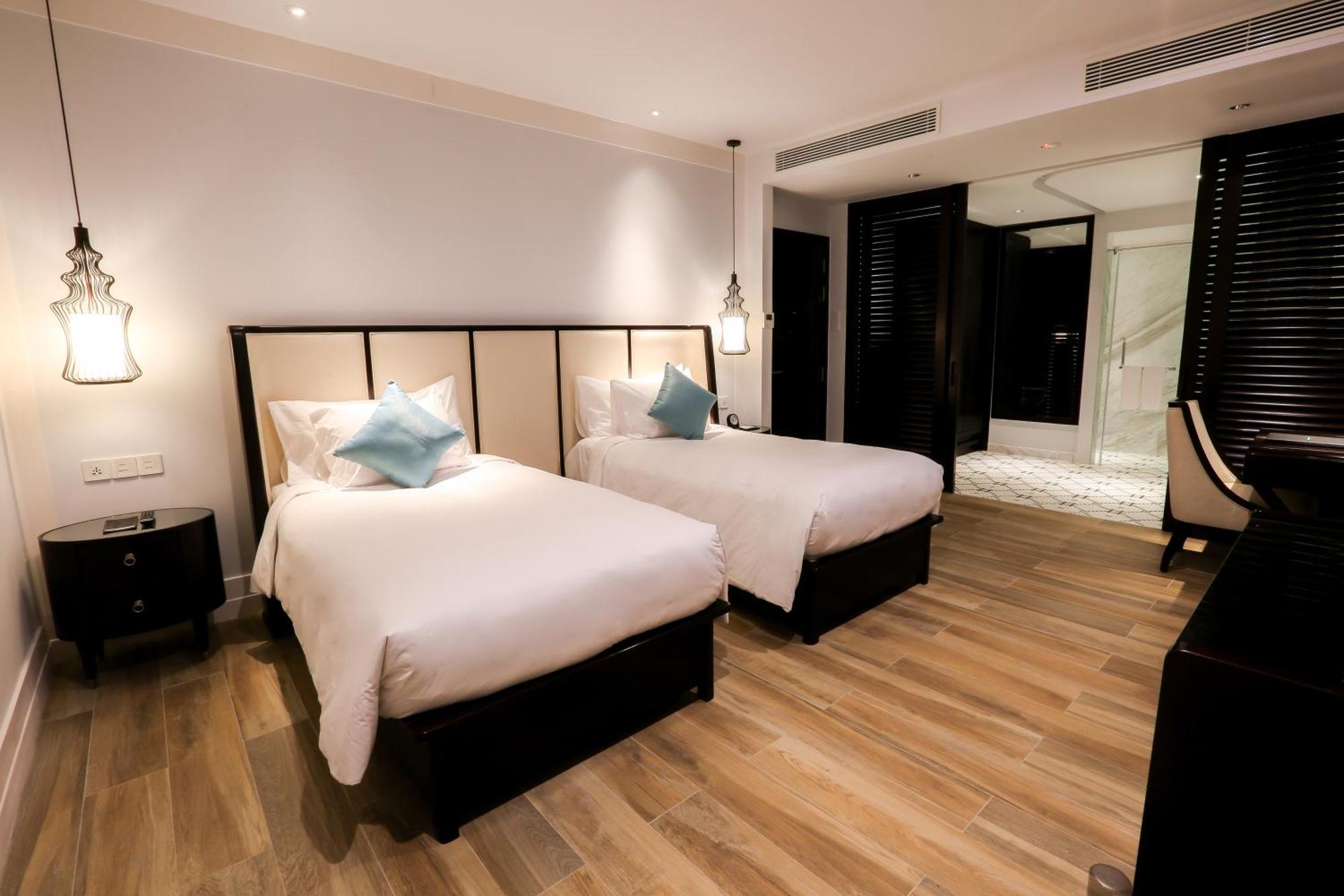 Resort Montgomerie Links & Hoi An