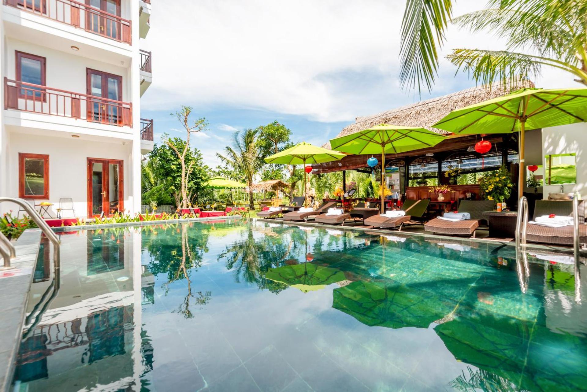 Hotel Raon Garden & Pool 4*