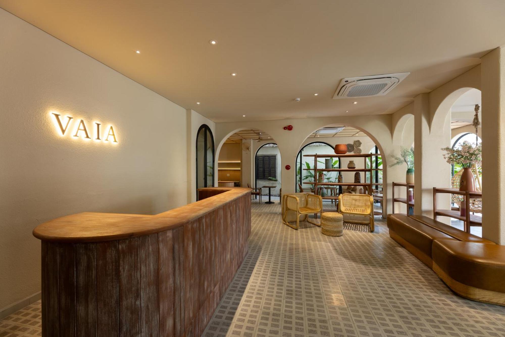 Vaia Boutique