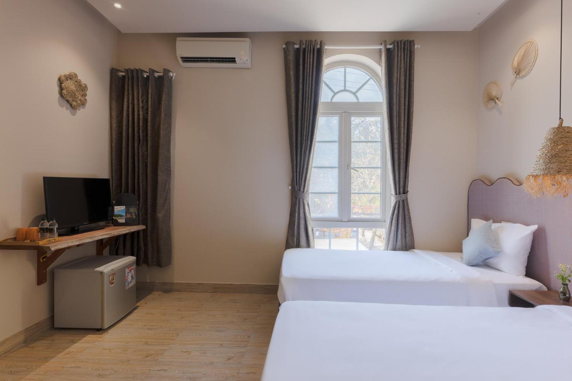 Vaia Boutique 3*
