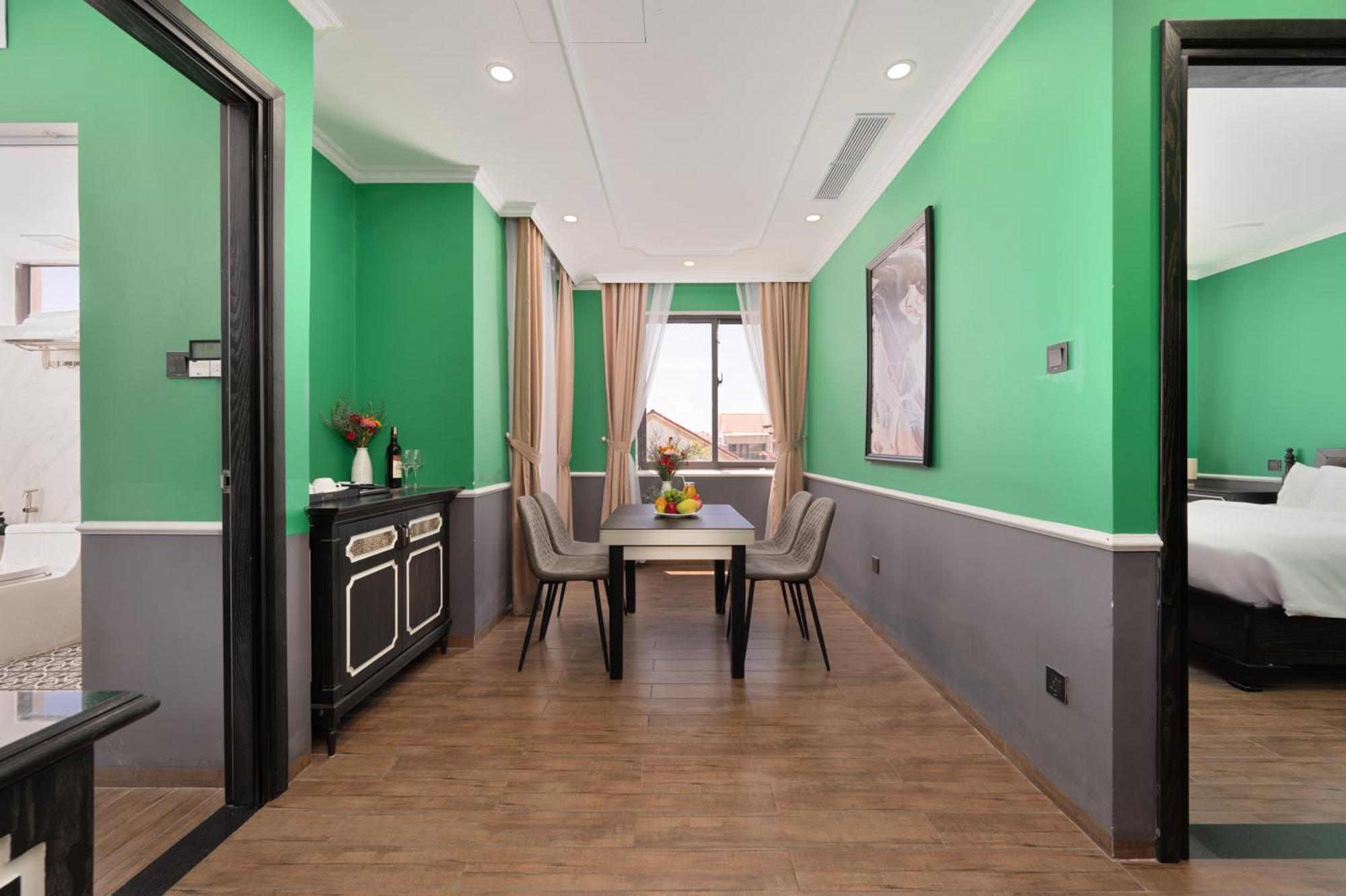 Athenia Boutique & Hotel 4*