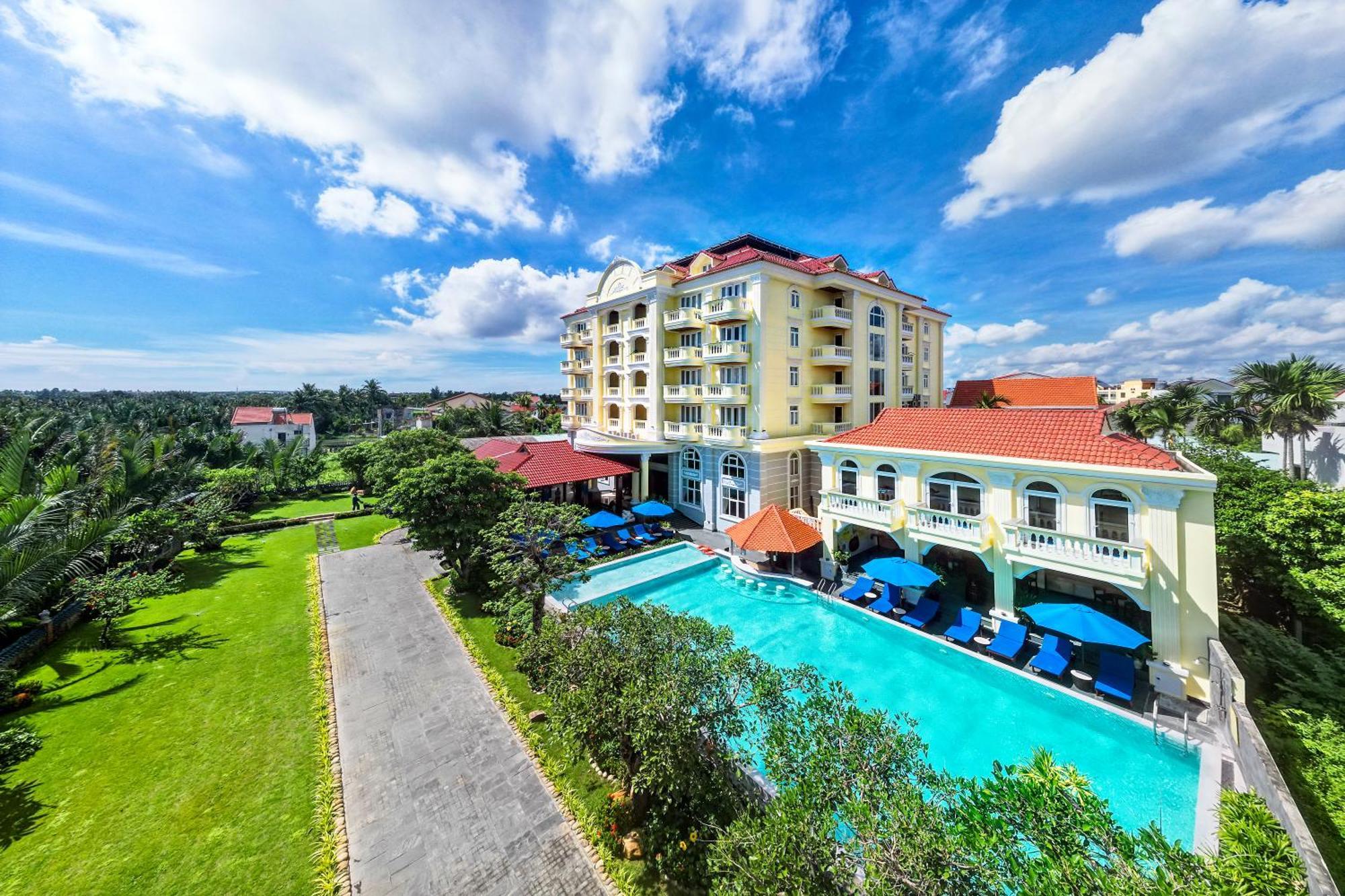 Resort Le Pavillon Luxury & *