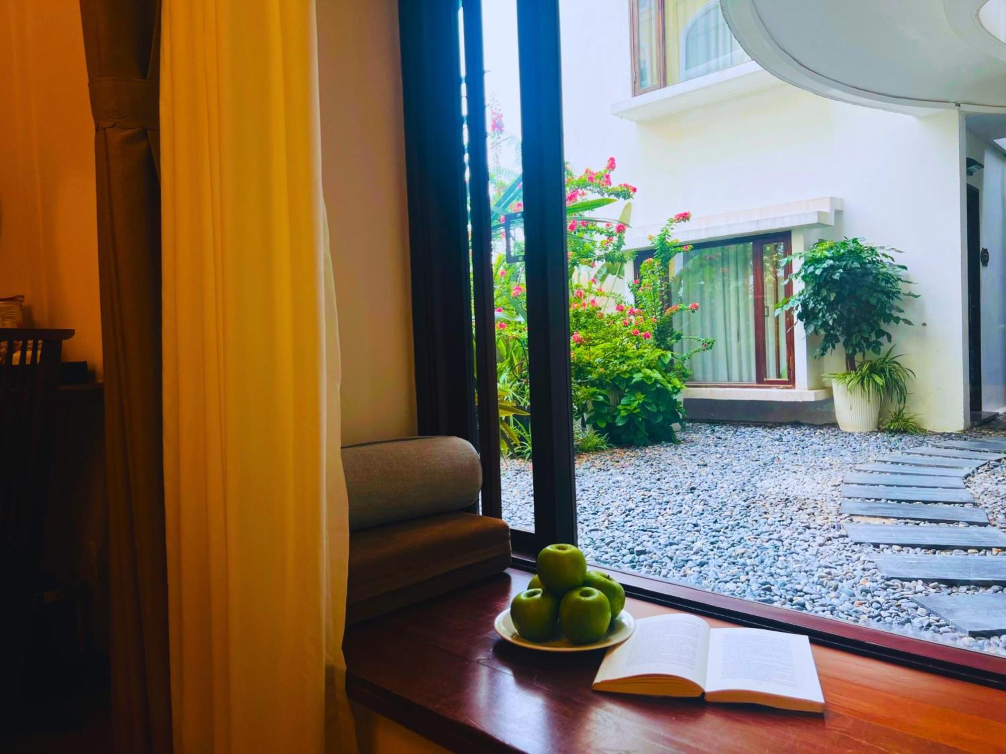 Happy Life Memories & Hotel