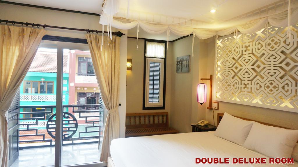 Pho Library Hotel