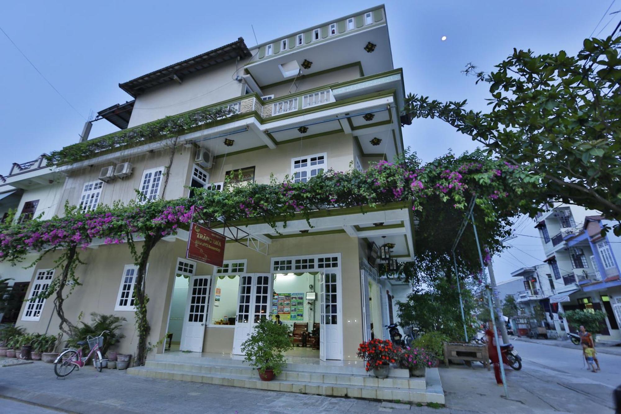 Moon's Hoi An