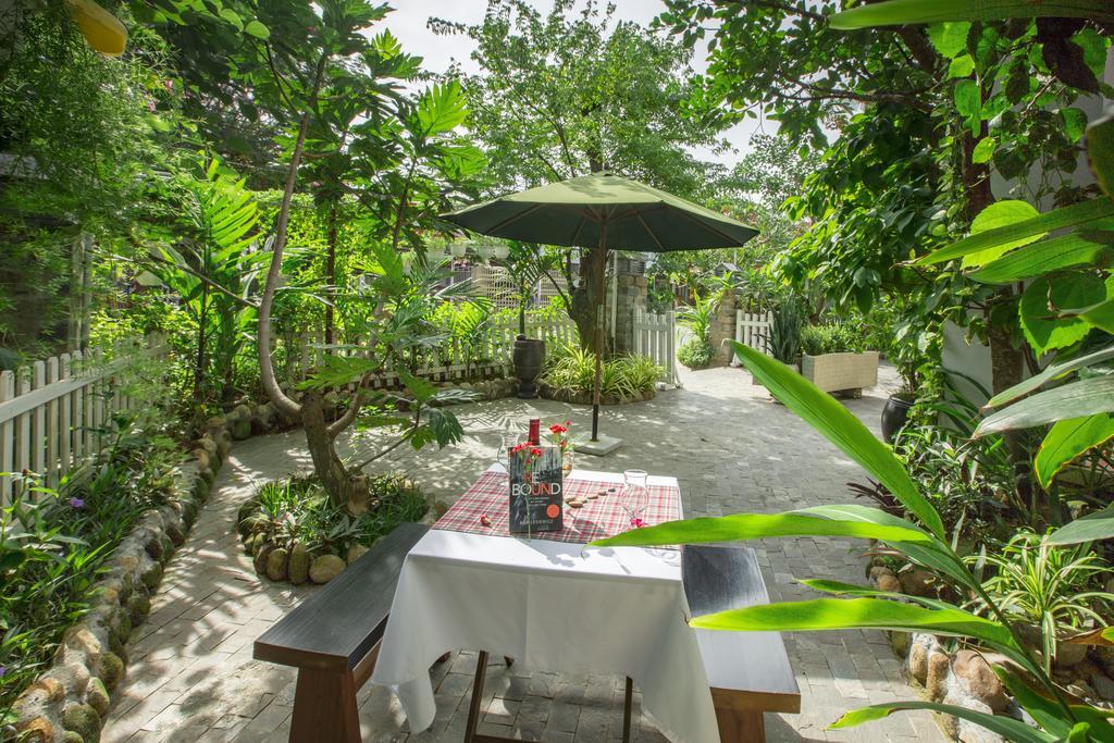 East West * Hoi An