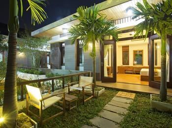 Hanging Garden Hotel