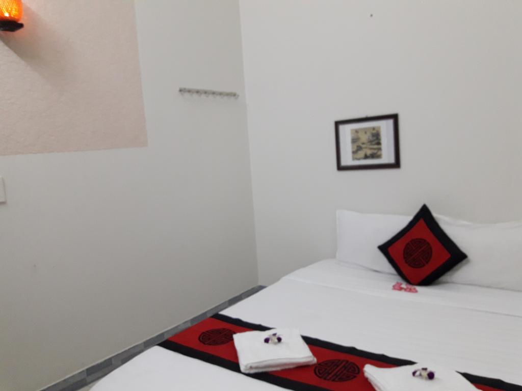Red Ceramics Homestay