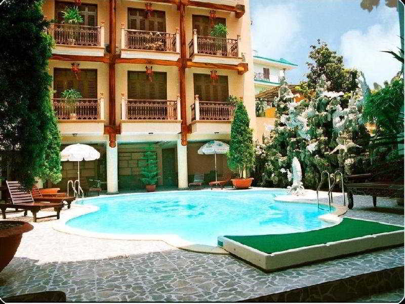 Acacia Heritage 3*