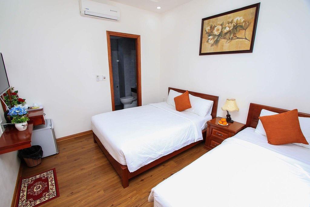 Lantern Riverside Homestay