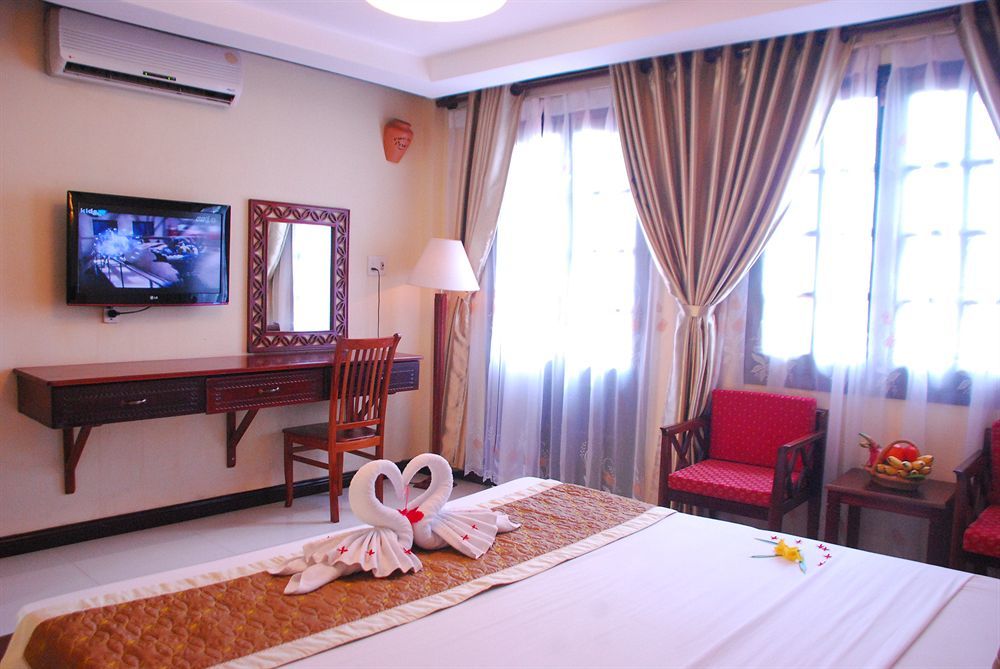 Pho Hoi Riverside Resort 3*