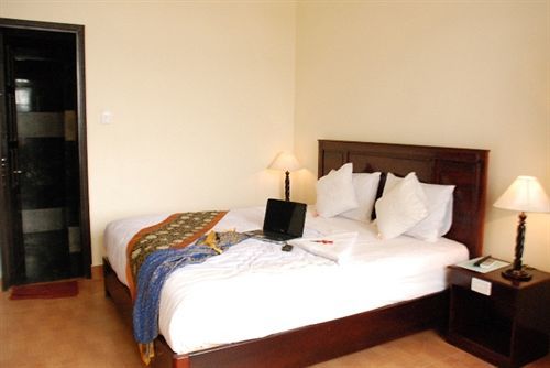 Hotel Huy Hoang River