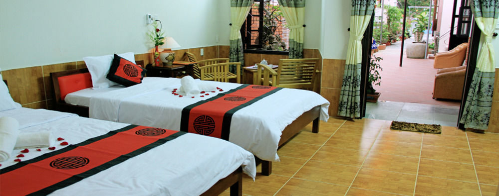 Homestay Red Ceramics Hoi An