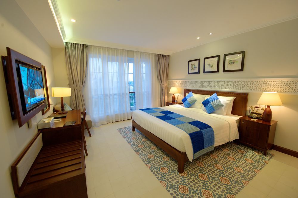Lantana Riverside Boutique & 4*