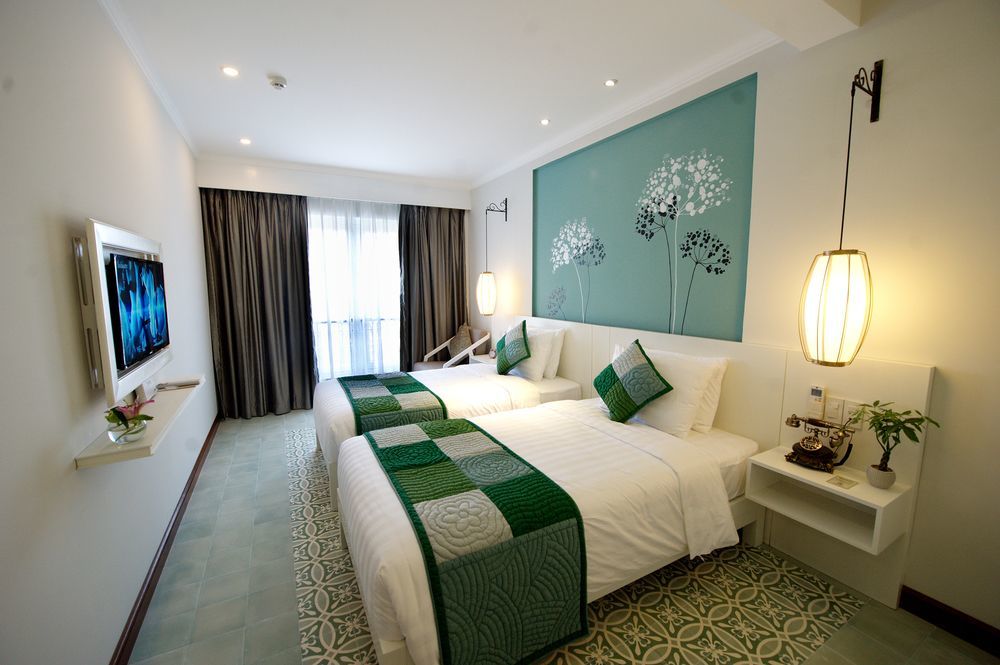Lantana Riverside Boutique & Hotel 4*