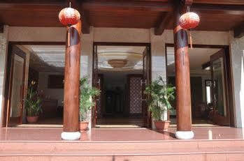 Kiman Hotel