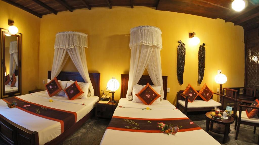Vinh Hung Heritage Hotel