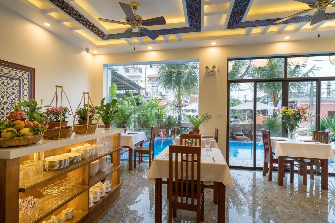 Discovery Hotel