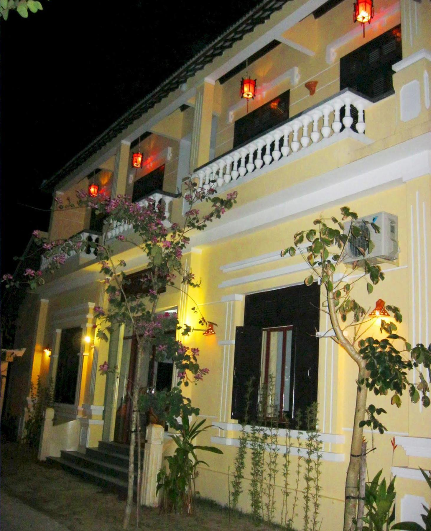Botanic Hotel 2*