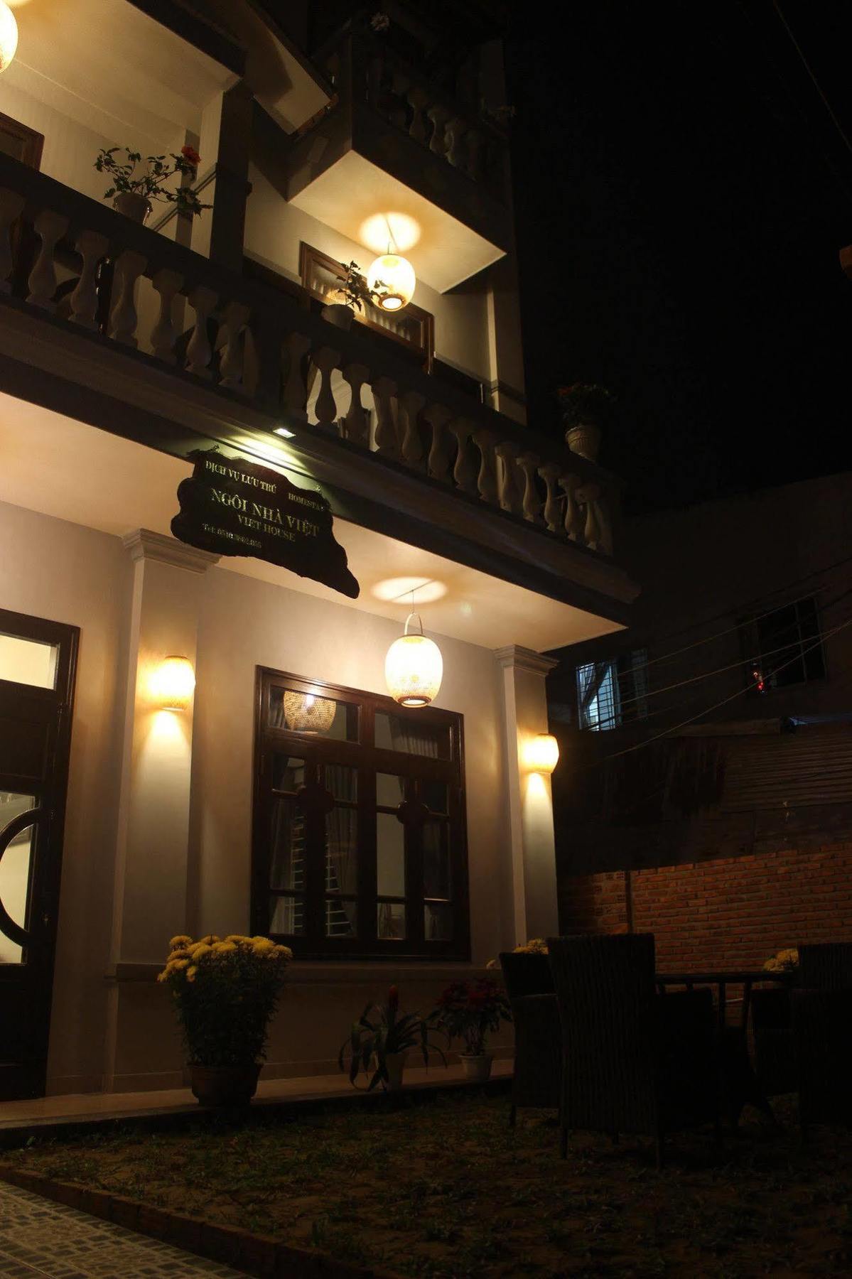 Viet House