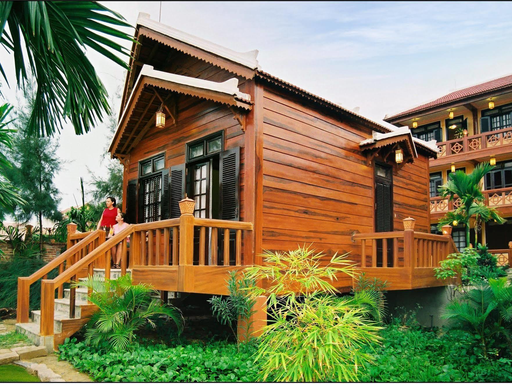 Pho Hoi Riverside Resort