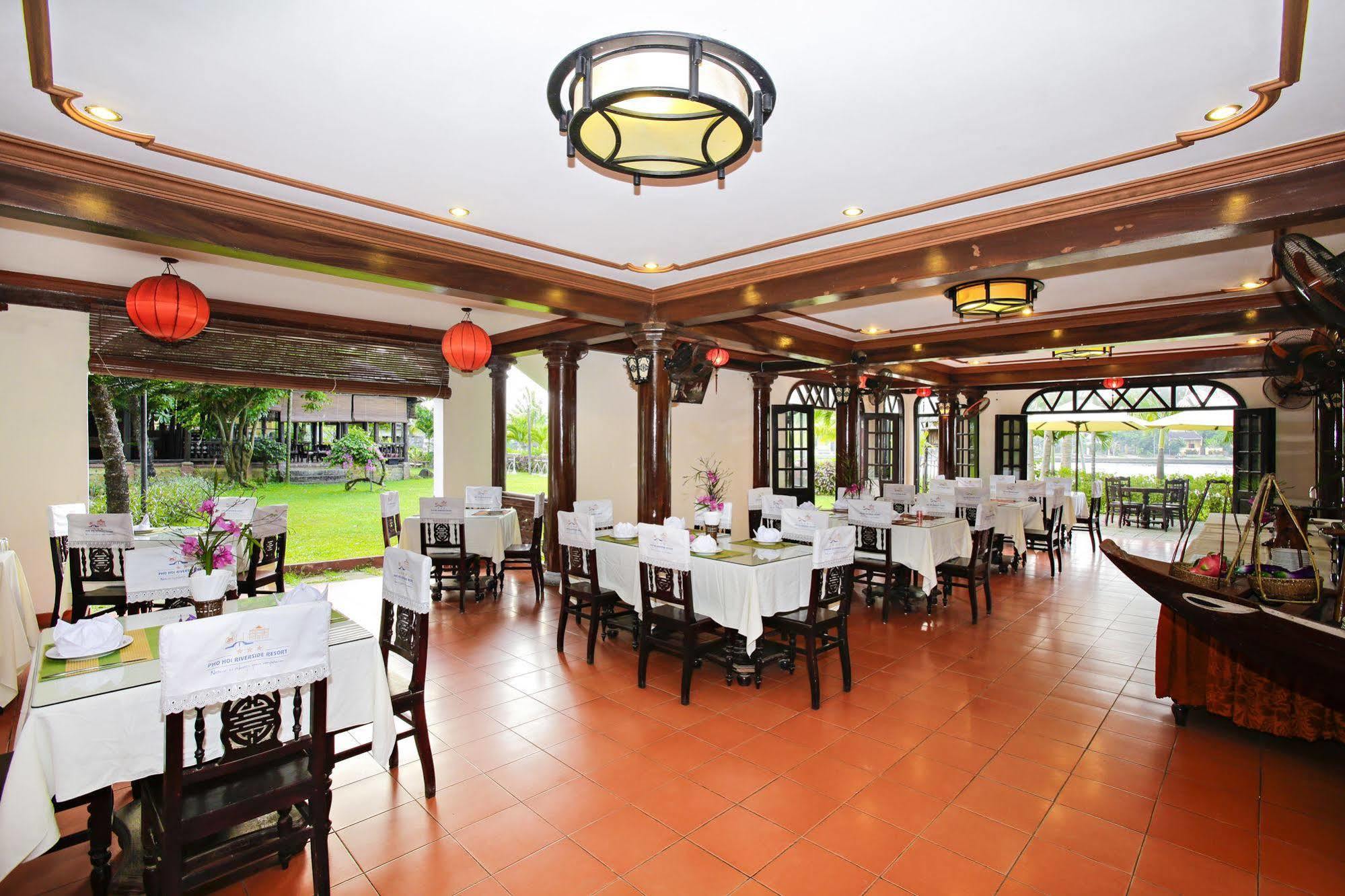 Pho Hoi Riverside