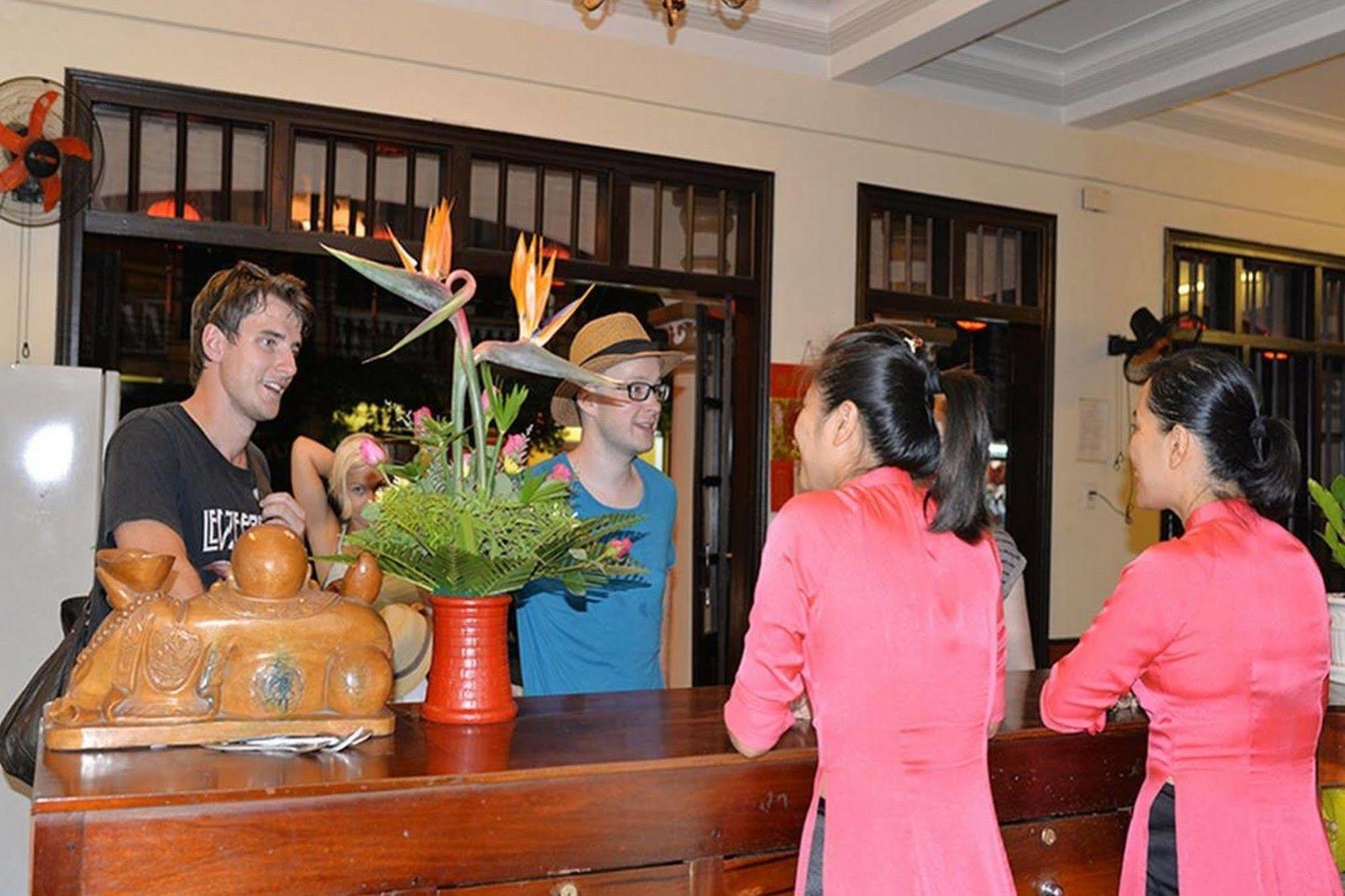 Huy Hoang River Hotel