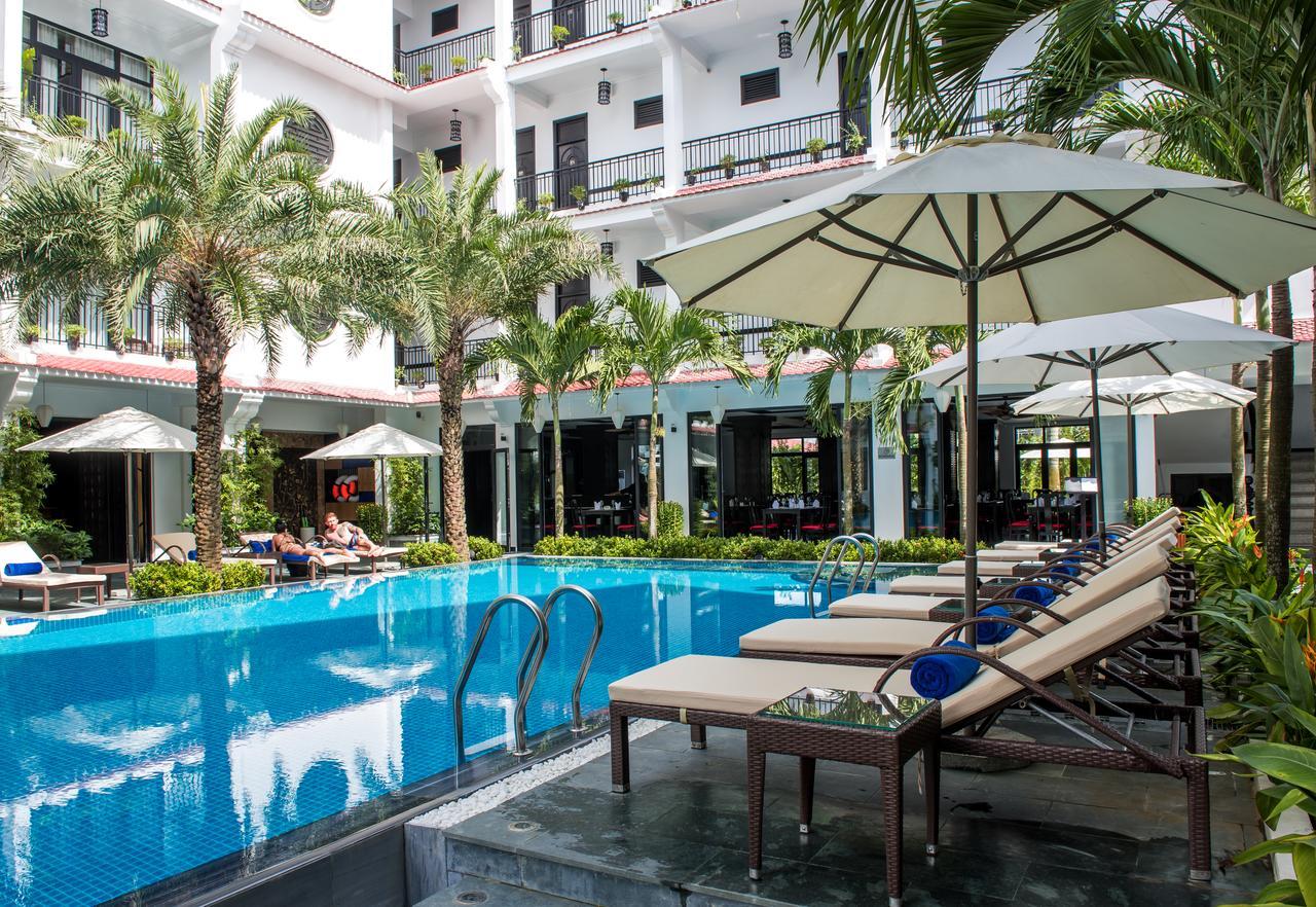 Dưỡng Boutique Hadana Khu nghỉ mát 4*